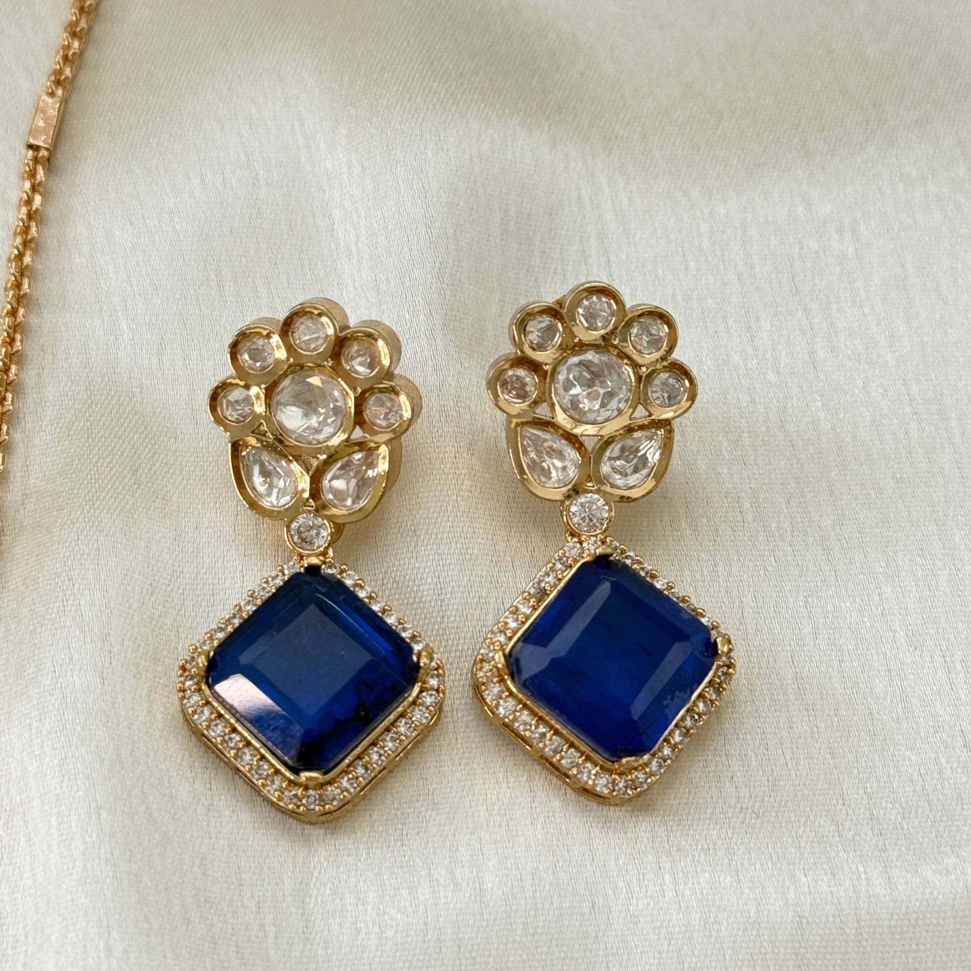 Sapphire Bloom Kundan Necklace Set - Vinni’s Jewelry