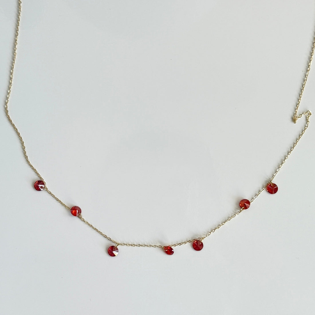 Scarlet Droplet Dainty Chain Necklace - Vinni’s Jewelry