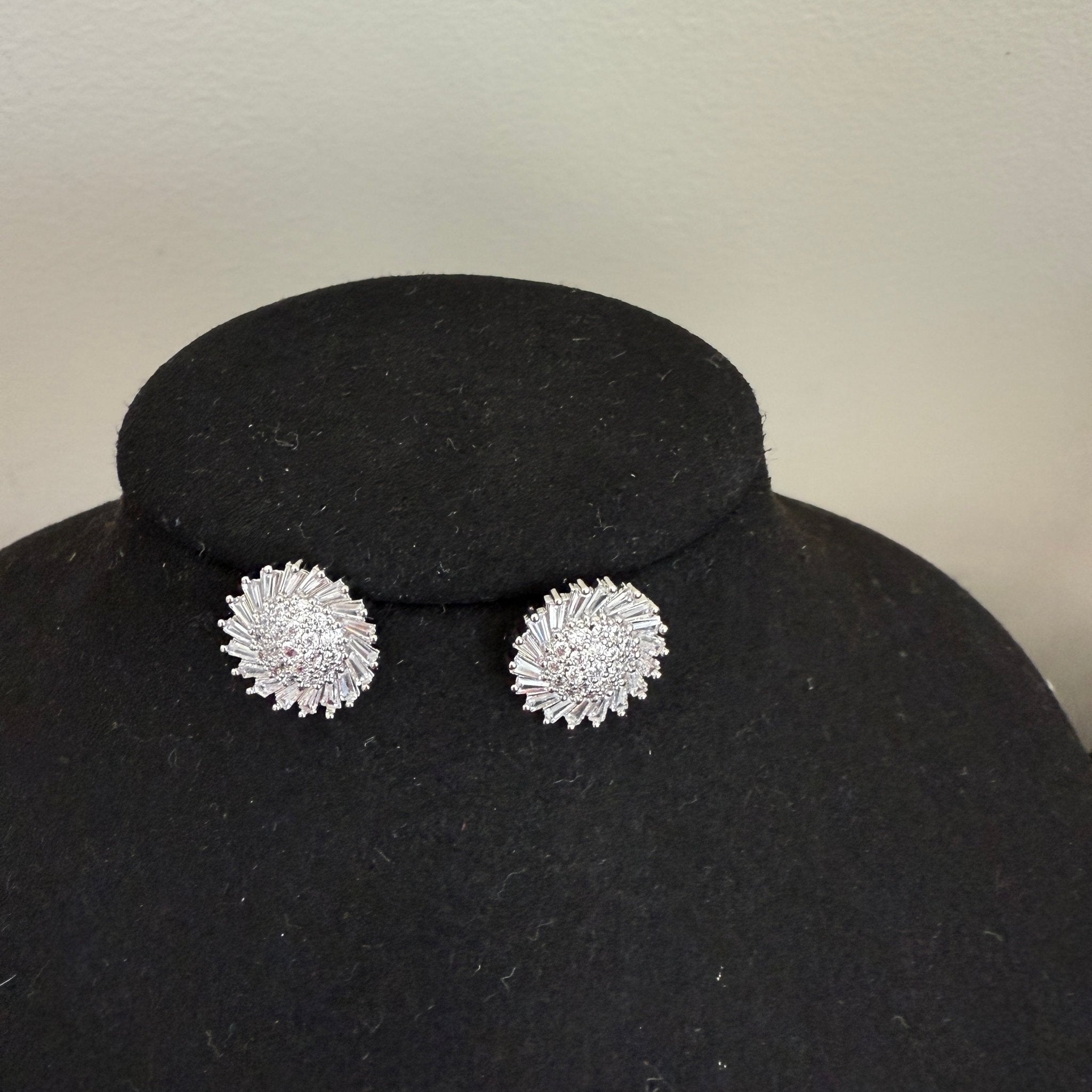 Silver Radiance Burst Stud Earrings - Vinni’s Jewelry