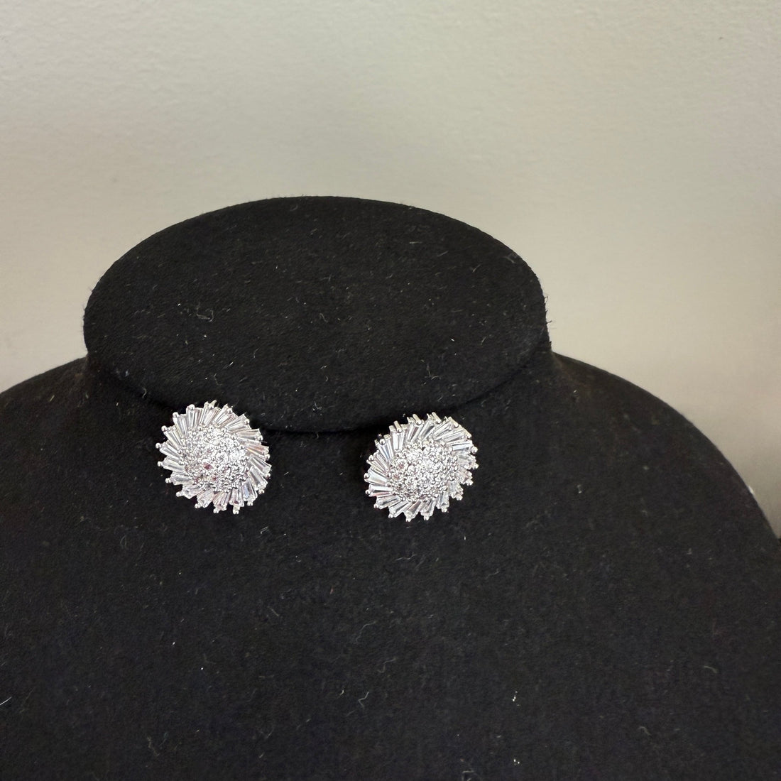 Silver Radiance Burst Stud Earrings - Vinni’s Jewelry