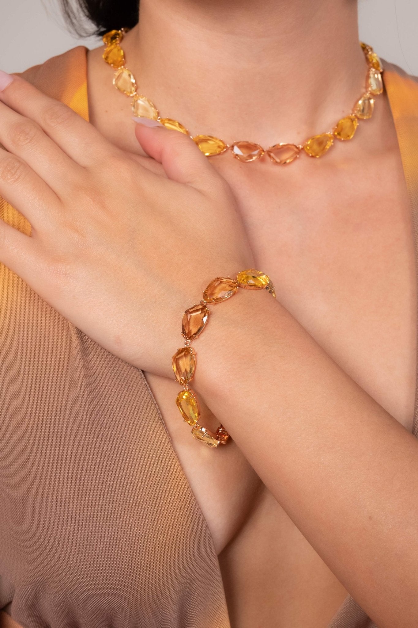 Sunlit Elegance Necklace & Bracelet Set - Vinni’s Jewelry